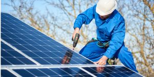 Installation Maintenance Panneaux Solaires Photovoltaïques à Neuvy-en-Champagne